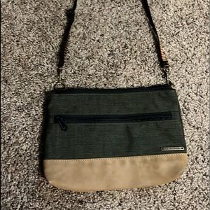 Dakine crossbody bag